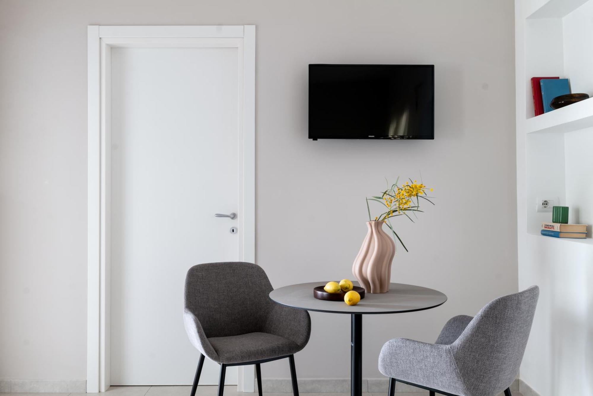 Luna Minoica Suites And Apartments Montallegro Εξωτερικό φωτογραφία