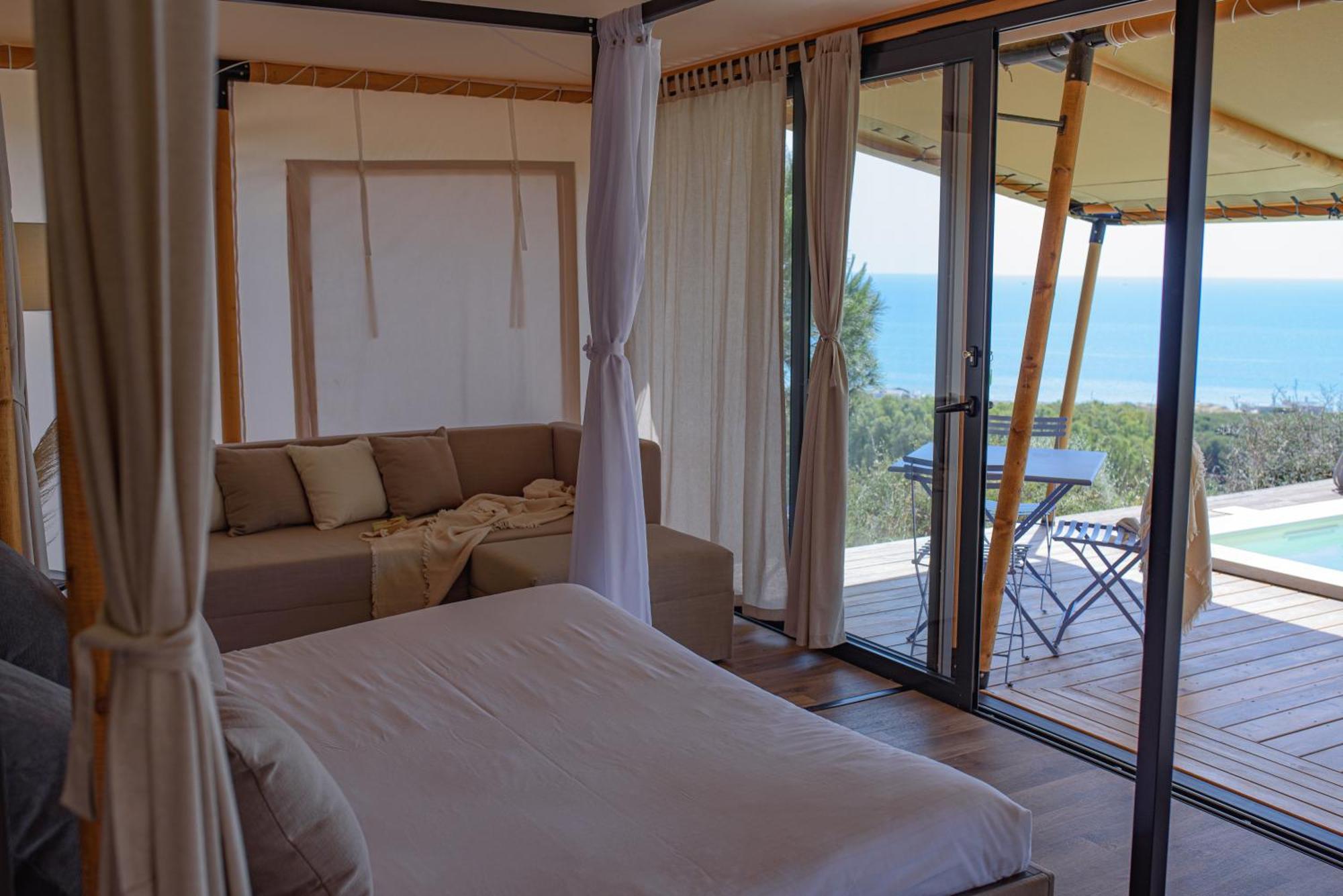 Luna Minoica Suites And Apartments Montallegro Εξωτερικό φωτογραφία