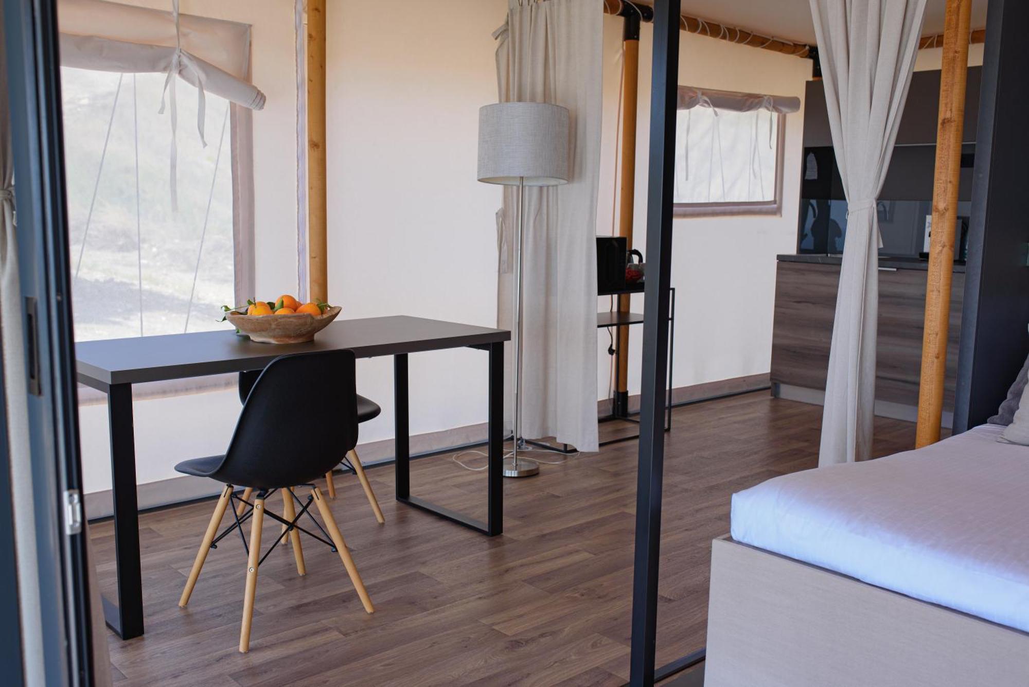 Luna Minoica Suites And Apartments Montallegro Εξωτερικό φωτογραφία