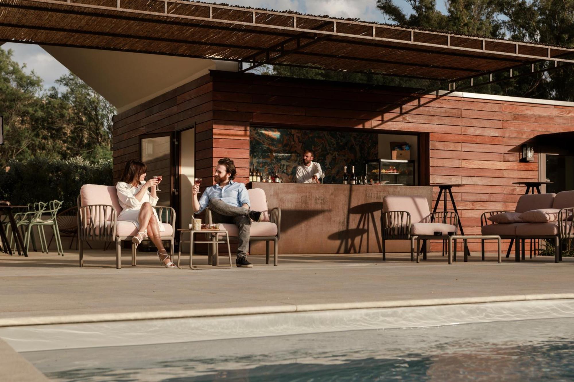 Luna Minoica Suites And Apartments Montallegro Εξωτερικό φωτογραφία